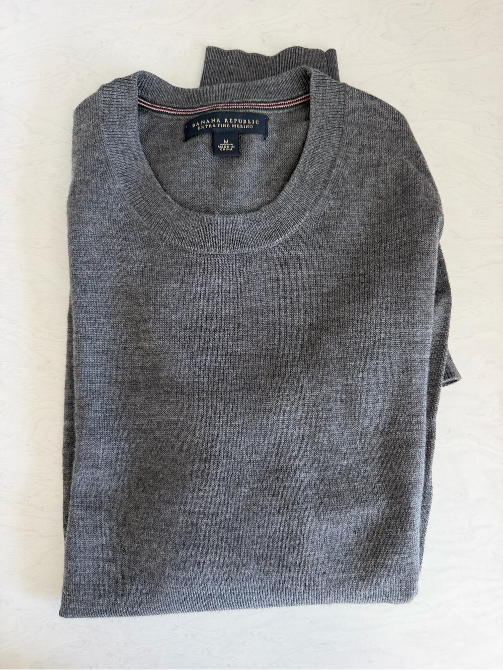 Banana Republic Men's Charcoal Gray Crewneck Sweater